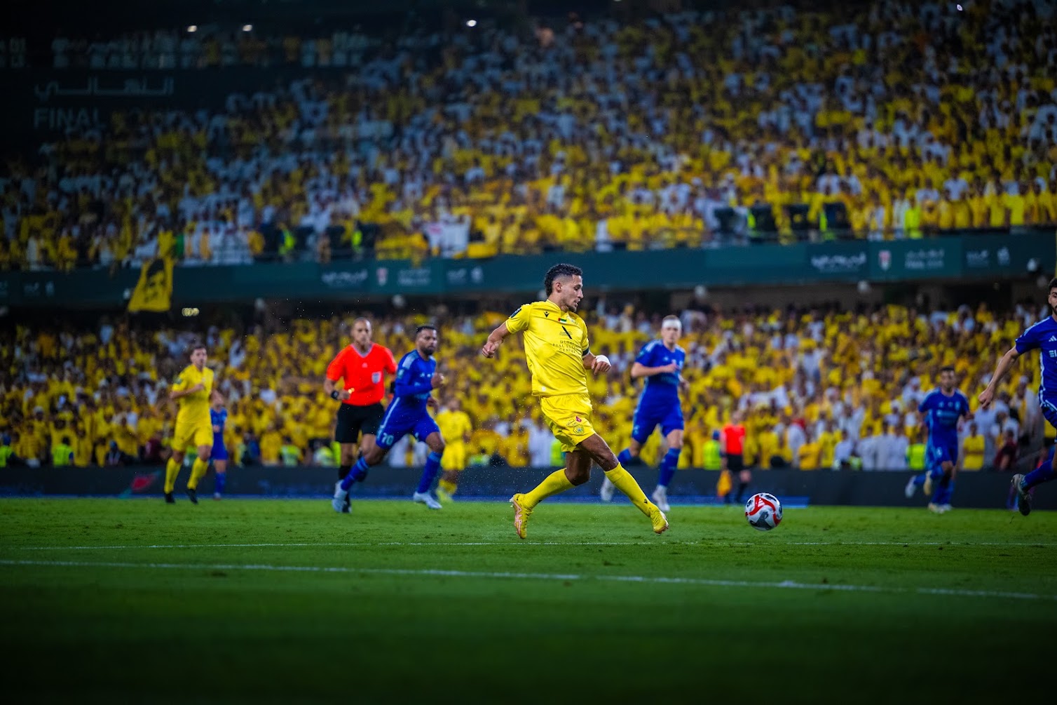 ‎ الإمبراطور يكتسح النصر برباعية و يتوج بطلاً لأغلى الكؤوس